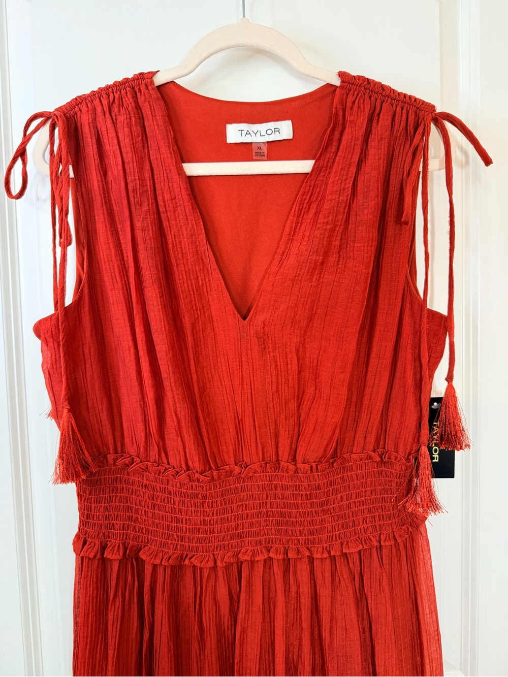 Taylor Women’s XL Rust Amber Maxi Dress NWT Smocked Waist Tassel Boho